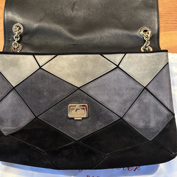 Roger Vivier Prismick Handbag - Picture 4 of 7